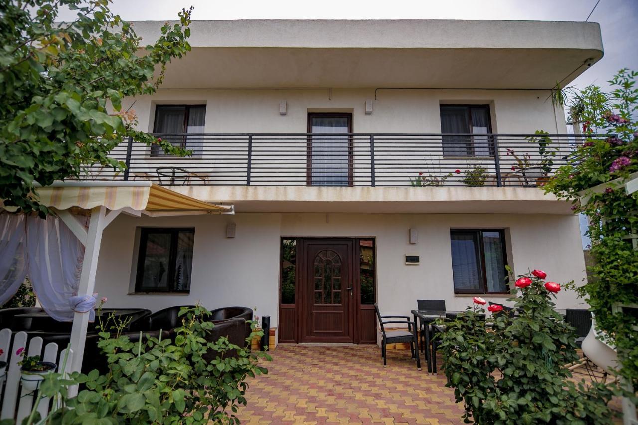 Hotel Magnolia Vama Veche Esterno foto