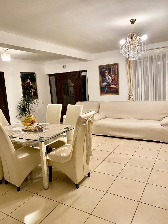 Hotel Magnolia Vama Veche Esterno foto