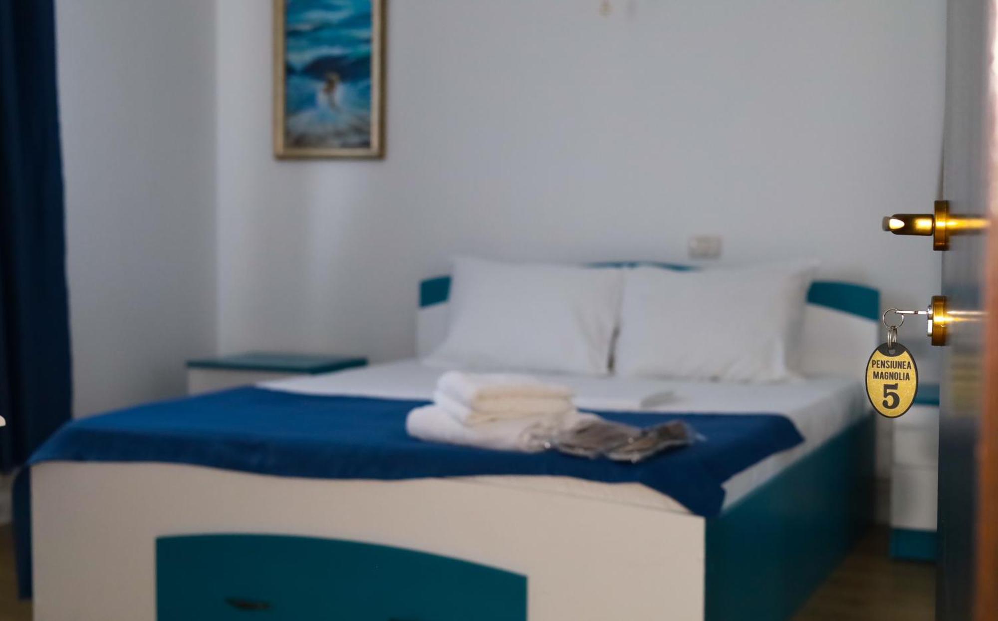 Hotel Magnolia Vama Veche Esterno foto